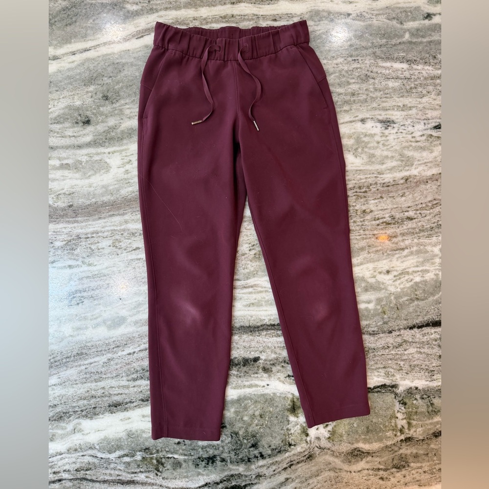 Lululemon On The Fly Pant 
Size 4 - Picture 2 of 5